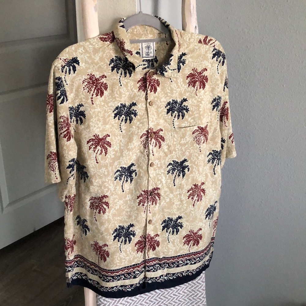 Runtree & Yorke men’s Hawaiian shirt size L